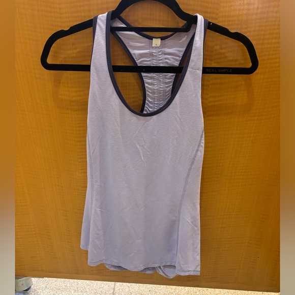 🌸 Lululemon Women's Racerback Athletic Tank  Top 🌸 - Picture 3 of 7